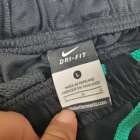 Nike Dri Fit Mens Large Black Green Athletic Shorts Casual Running Gym Training - Picture 4 of 12